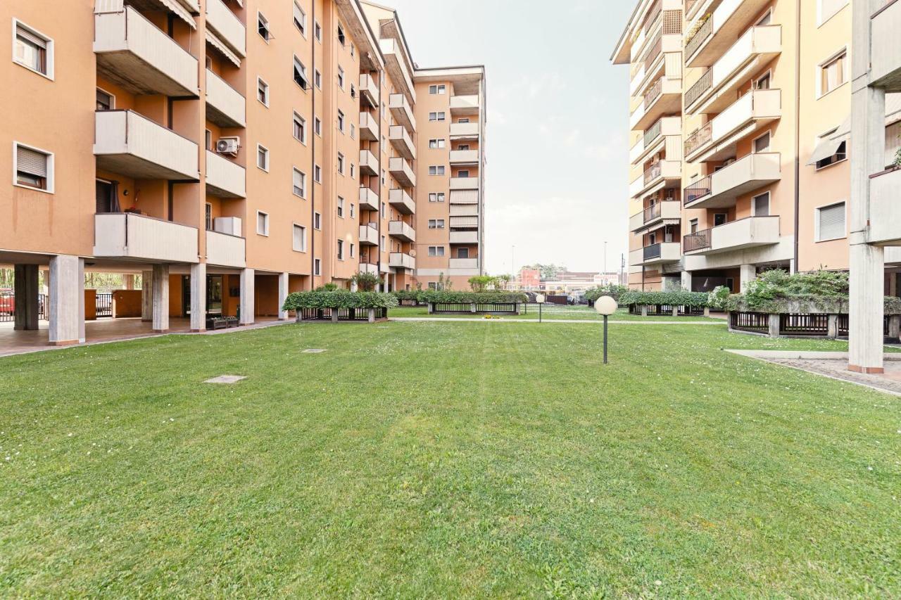 Apartament Colourful Flat Borgo Roma Werona Zewnętrze zdjęcie