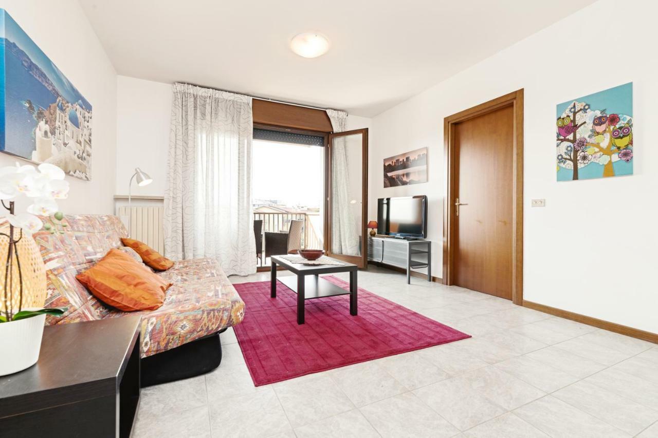 Apartament Colourful Flat Borgo Roma Werona Zewnętrze zdjęcie